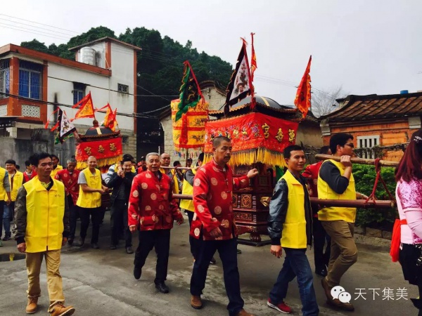 請香火迎春巡，哪個村的新年這么熱鬧？