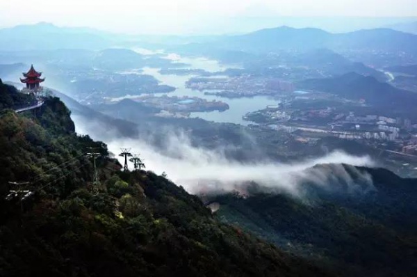 集美周邊游丨觀云海，看群峰，這里是閩南地區(qū)第一仙山！