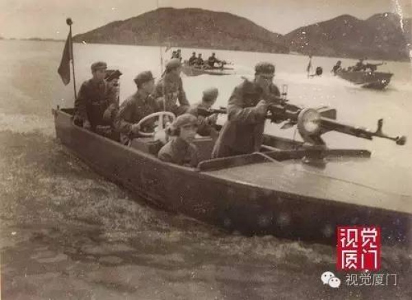 1949年的今天廈門解放，實(shí)拍國(guó)民黨黯然離別廈門的情景