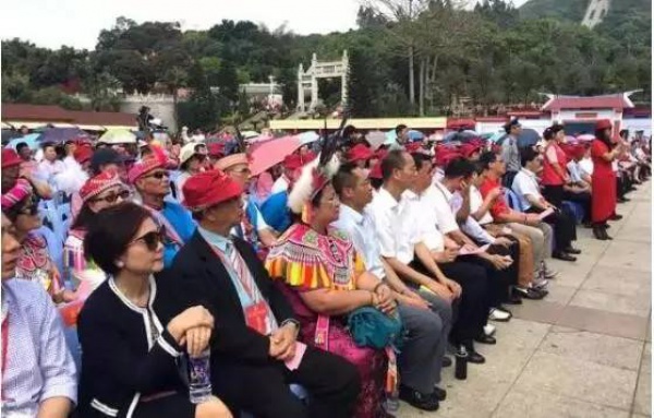 海滄又出名了！昨天幾千人在青礁慈濟(jì)祖宮同時(shí)做這事，轟動(dòng)整個(gè)廈門(mén)！