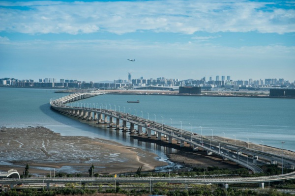 集美大橋“星點綴”廈門大橋“相交錯”！“四橋一隧”將華麗變身~